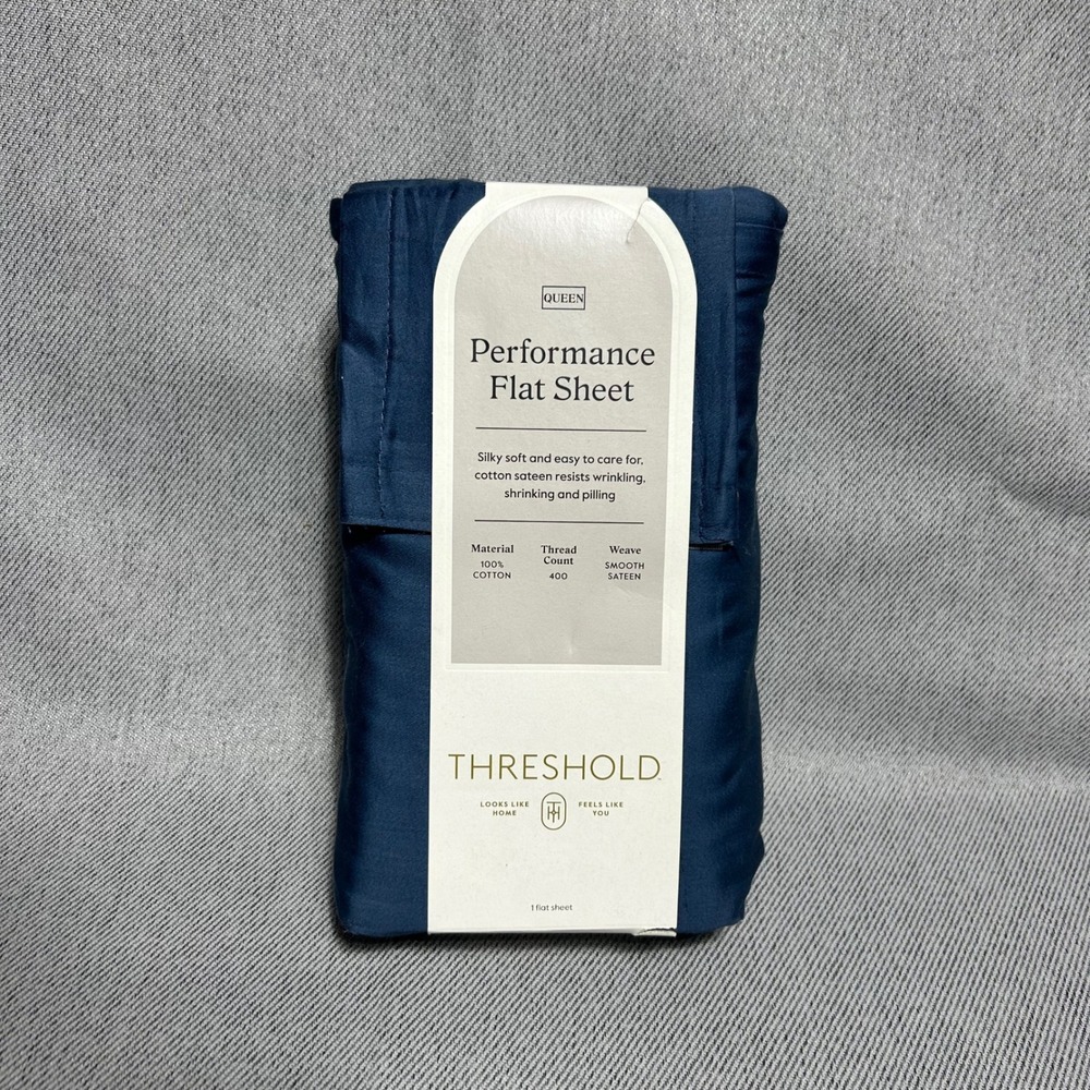 Threshold Queen Performance Flat‎ Sheet Metallic Blue 400 Thread Cotton Sateen